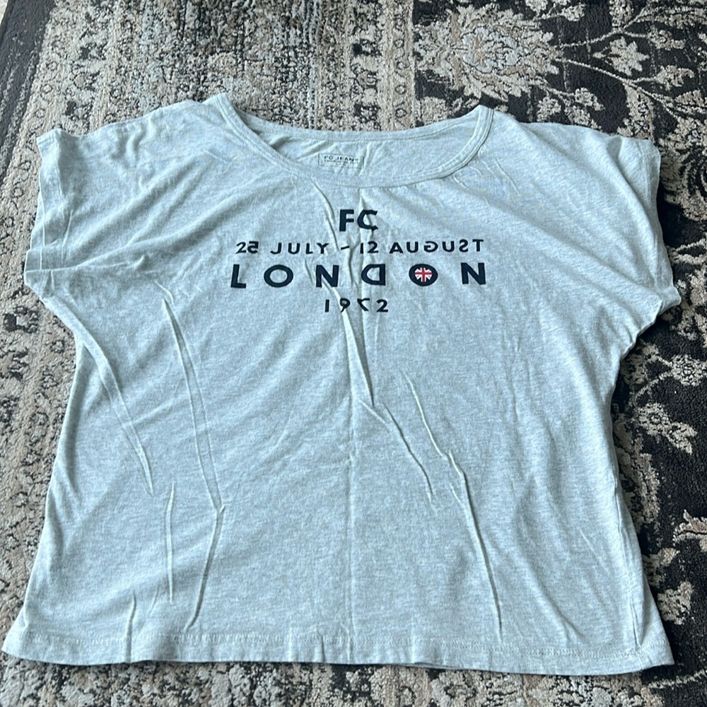 French Connection size small grey 2012 London Olympics tee shirt